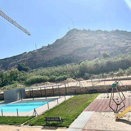 Precioso Piso Monzon Terraza, Parking,Piscina,Zona De Juegos Monzón Buitenkant foto
